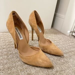 Steve Madden Suede Pointed Toe Heel